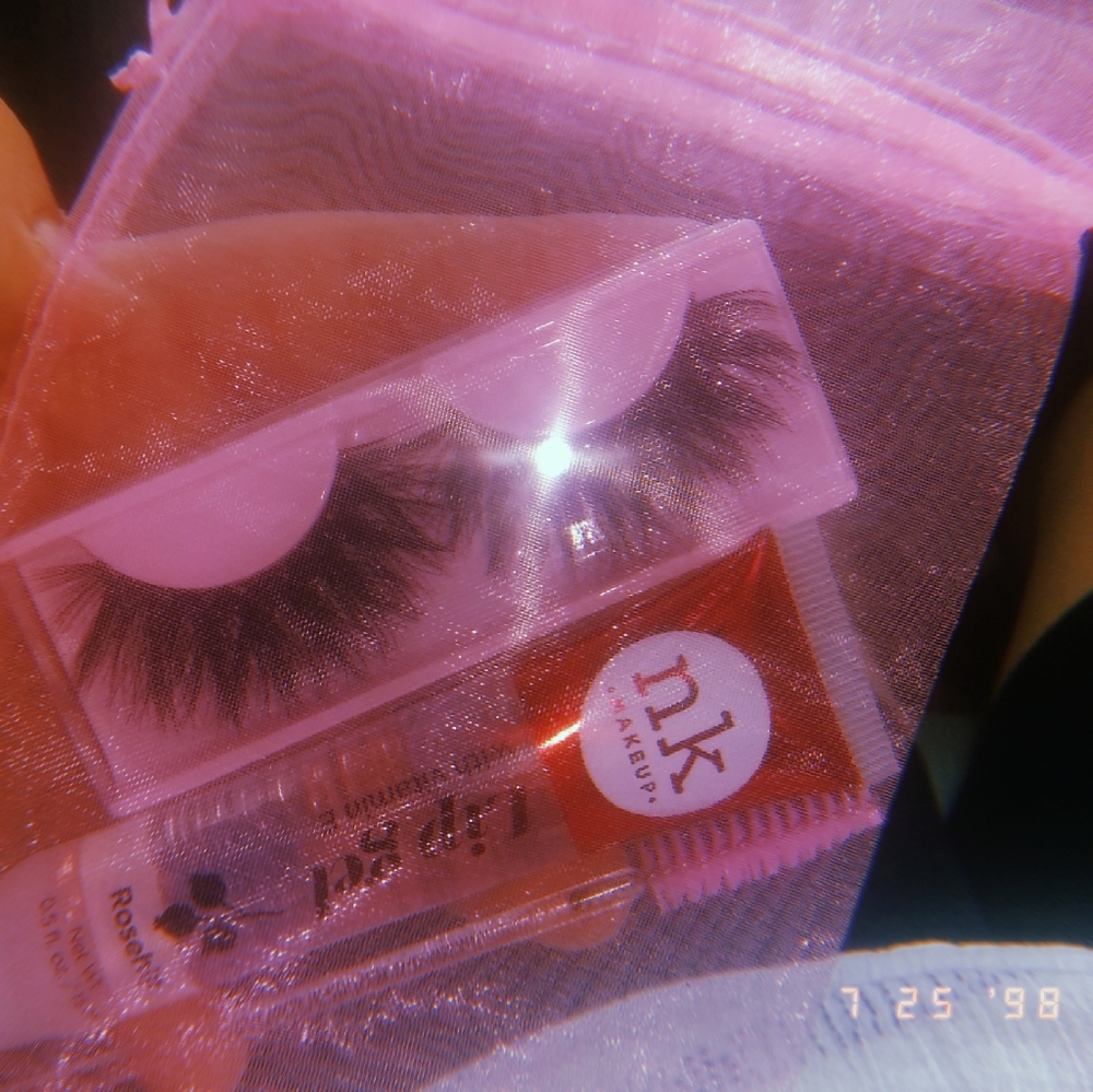 Lash bundle - Picture 2 of 3
